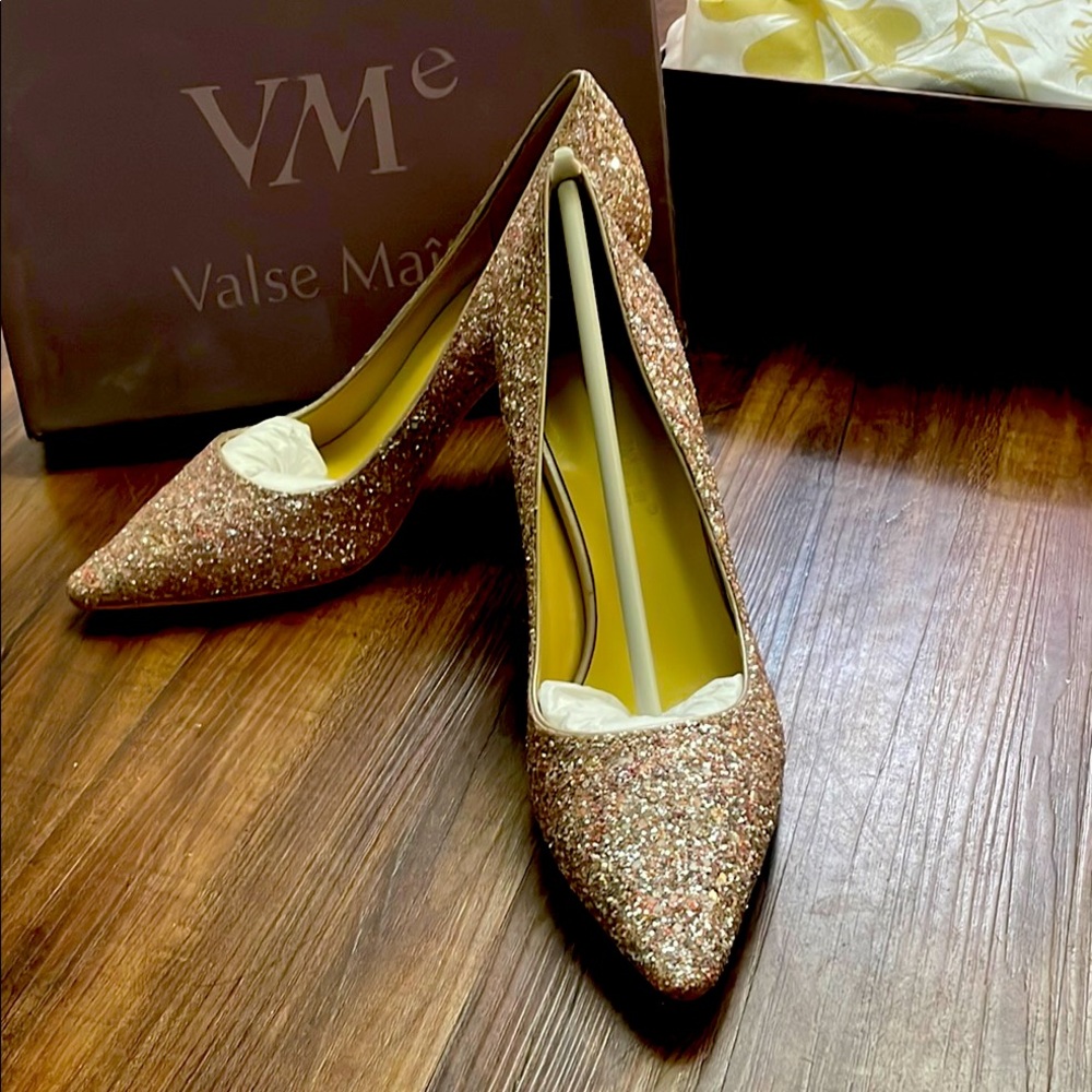 Gold Stiletto Heels Elegant Pumps